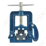 Hinged Pipe Vice 0.5-2.0